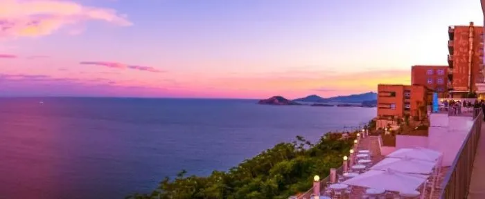Hotel Grand Serapide 4*